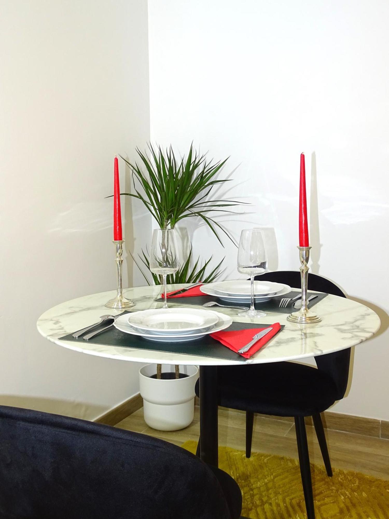 Tilia Jourdan-Studio Cosy Aix Centre-Cours Mirabeau-Parking-Wifi-Smart Tv-Rue Calme Aix-en-Provence Zewnętrze zdjęcie